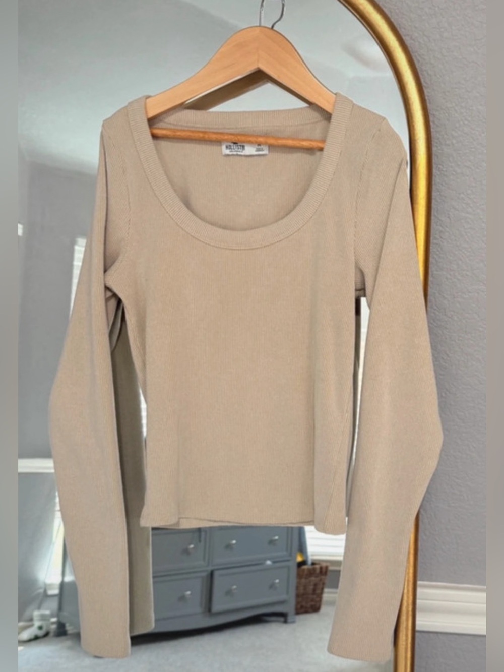 Hollister Ribbed Cream Fitted Long Sleeve